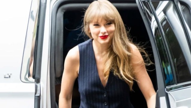 Taylor Swift Opens Up About Directing ‘All Too Well’ At the Tribeca Film Festival | THR News
