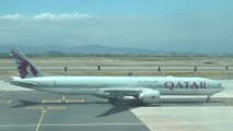Qatar Airways 777-300ER Take Off & Landing At Cape Town International Airport 4K