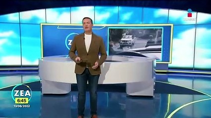 Convoy pasa frente a soldados en Tecoanapa, Guerrero