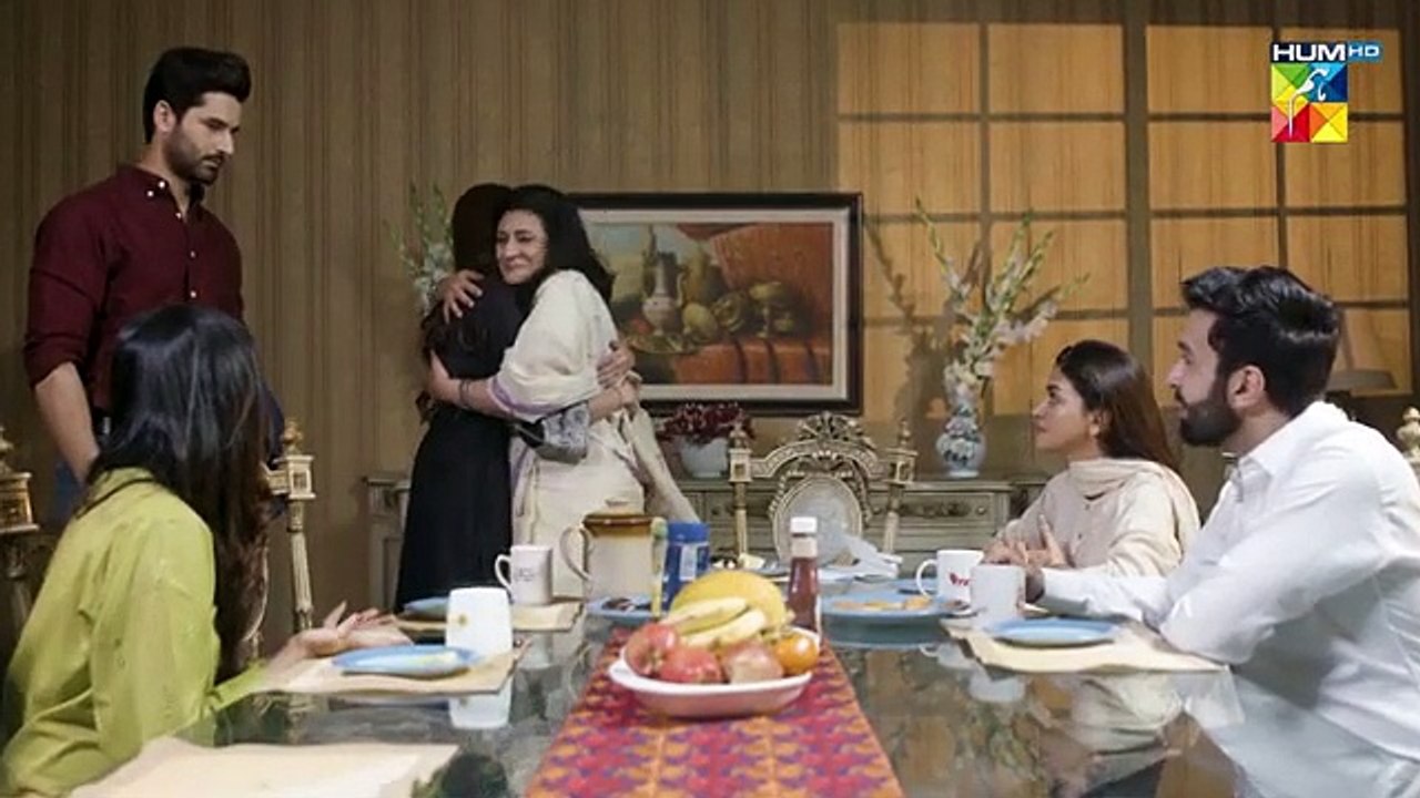 Bisaat_-_Episode_10_-_Best_Scene_11_-_HUM_TV