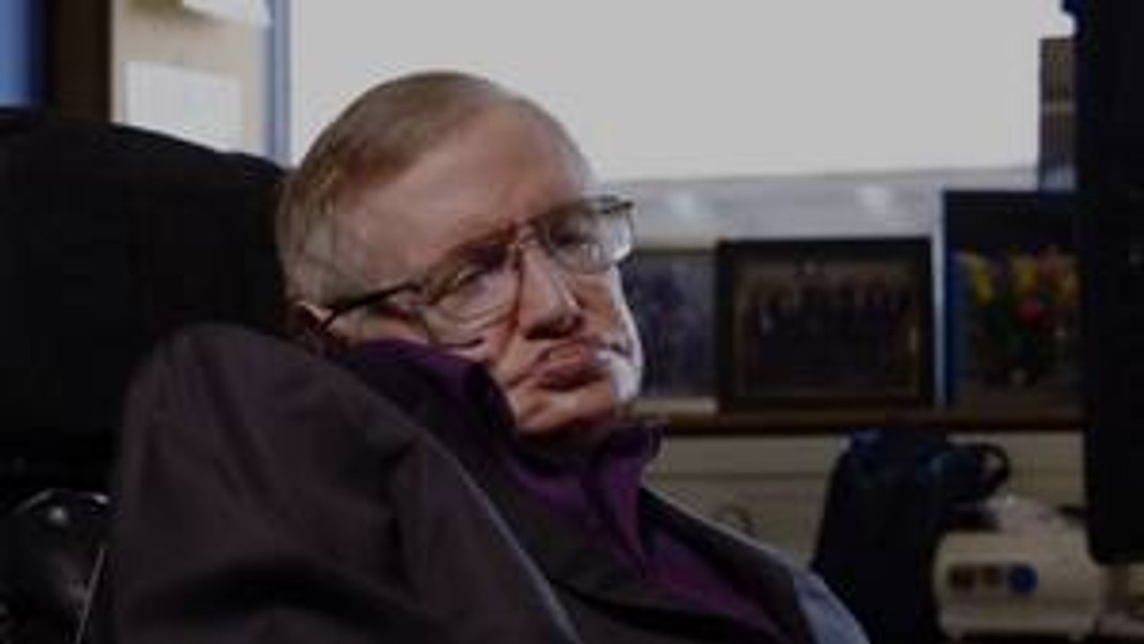 Intel und Stephen Hawking entwickeln einen interaktiven Rollstuhl, um Behinderten zu helfen