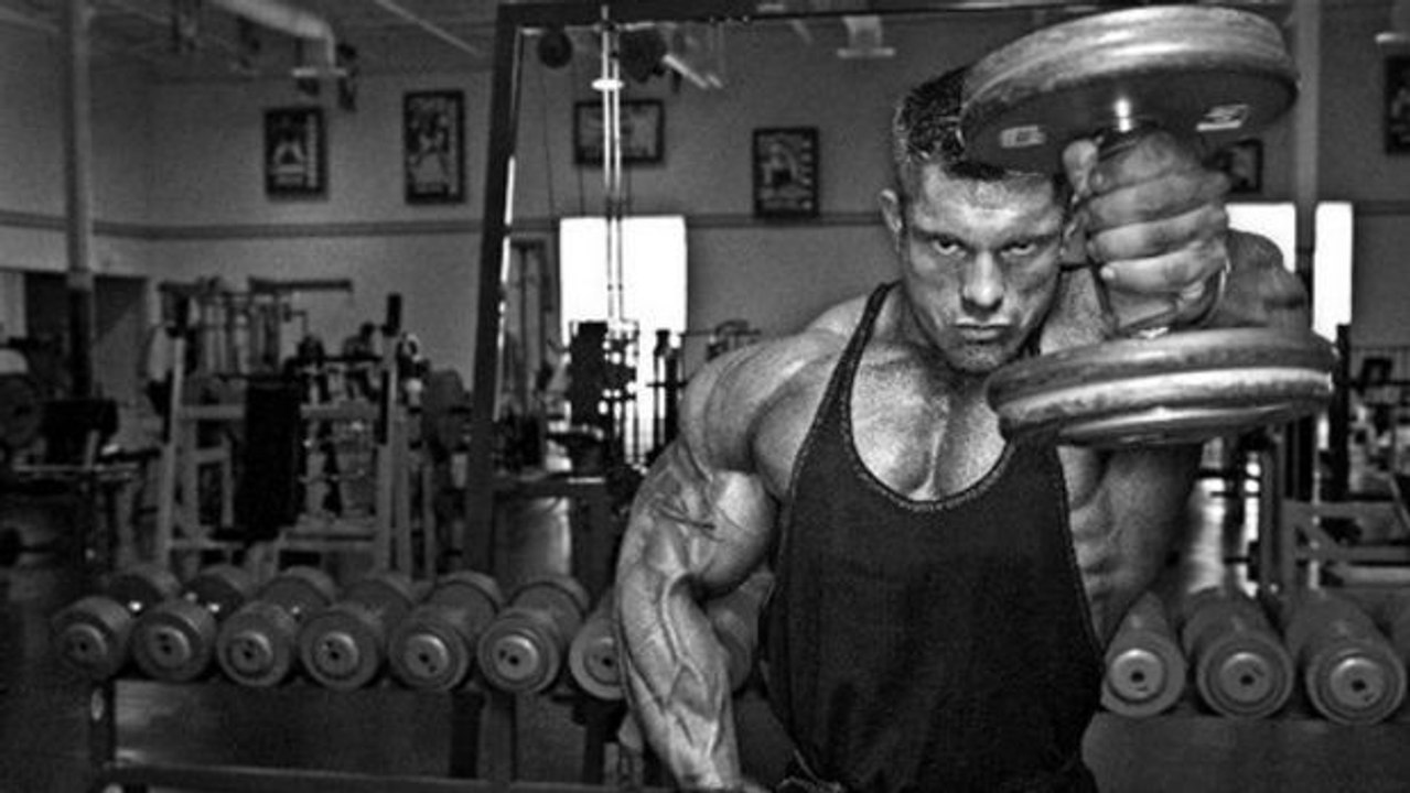 Bodybuilding: Das beeindruckende Training von Flex Lewis, der 'walische Drache'