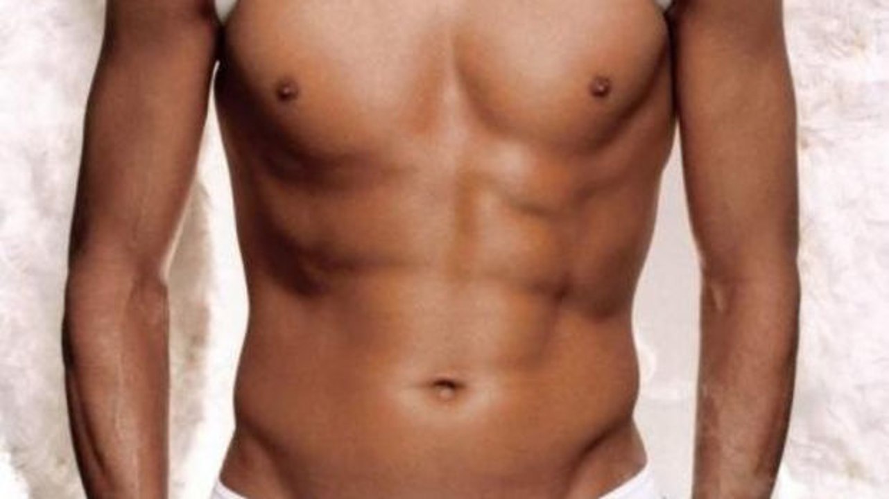 Ein drei minütiges bauchmuskeltraining zum regelmäßigen wiederholen