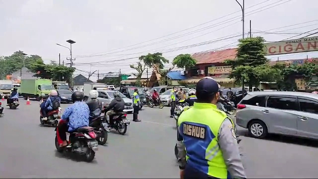 DETIK DETIK PRESIDEN JOKOWI TIBA DI PURWAKARTA - KUNKER PROYEK KCIC UNDERPAS