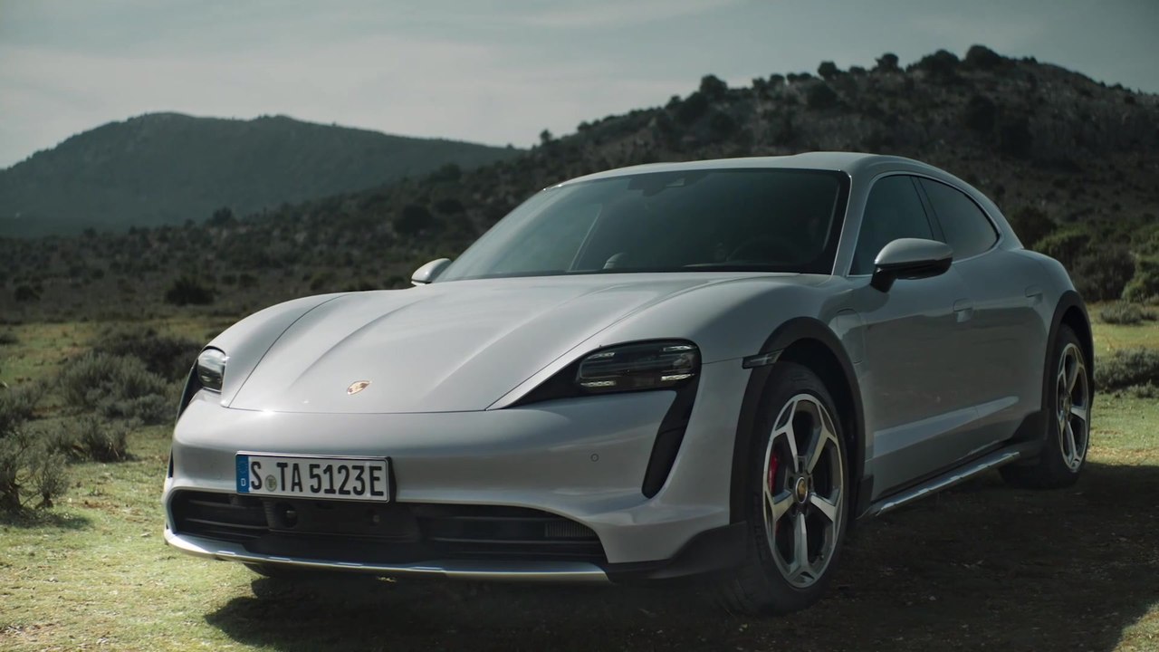 Der neue Porsche Taycan Cross Turismo - Puristisches Exterieur-Design und Einzigartiges Interieur-Design