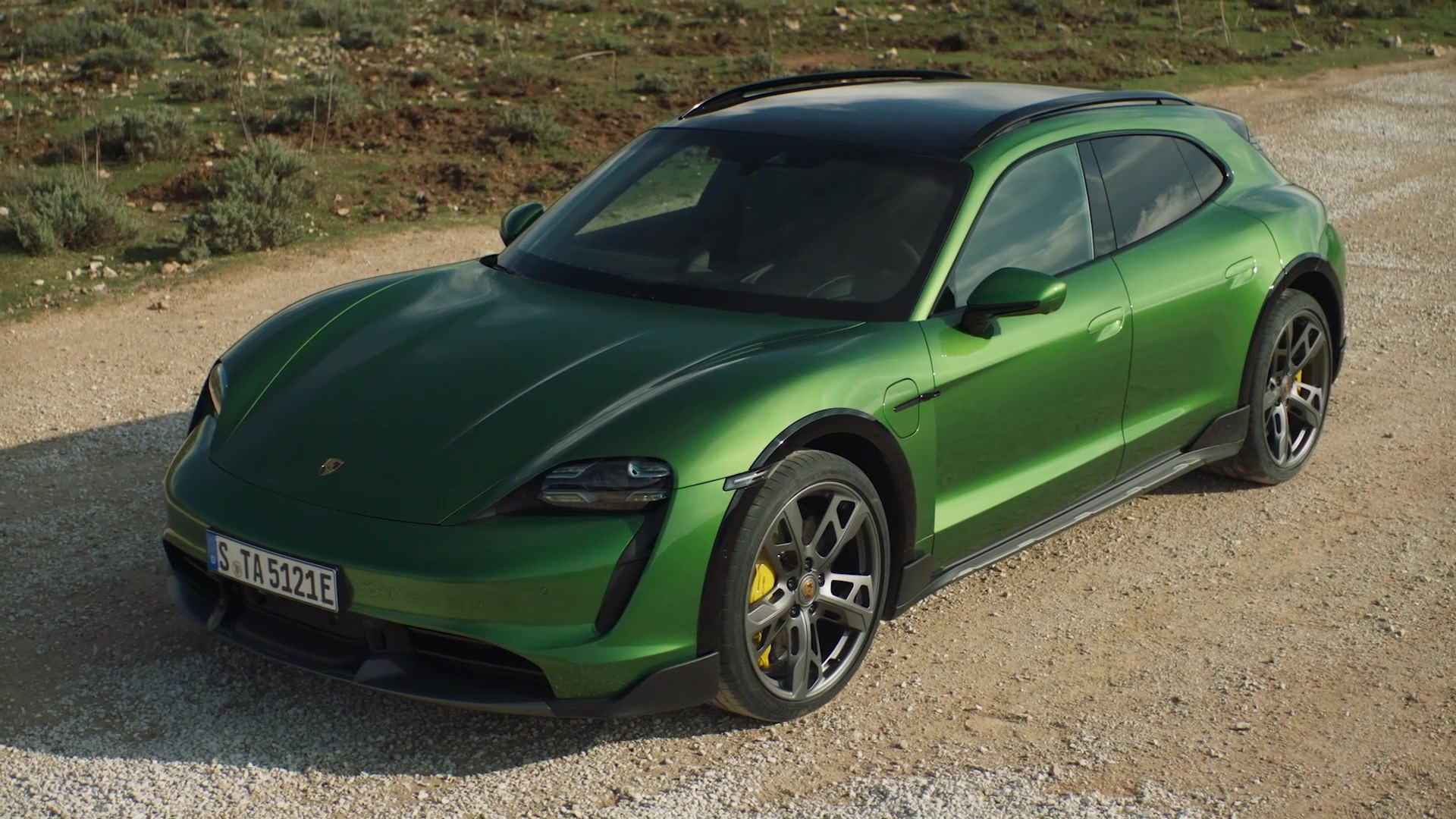 The new Porsche Taycan Turbo S Cross Turismo Design in Green - video  Dailymotion