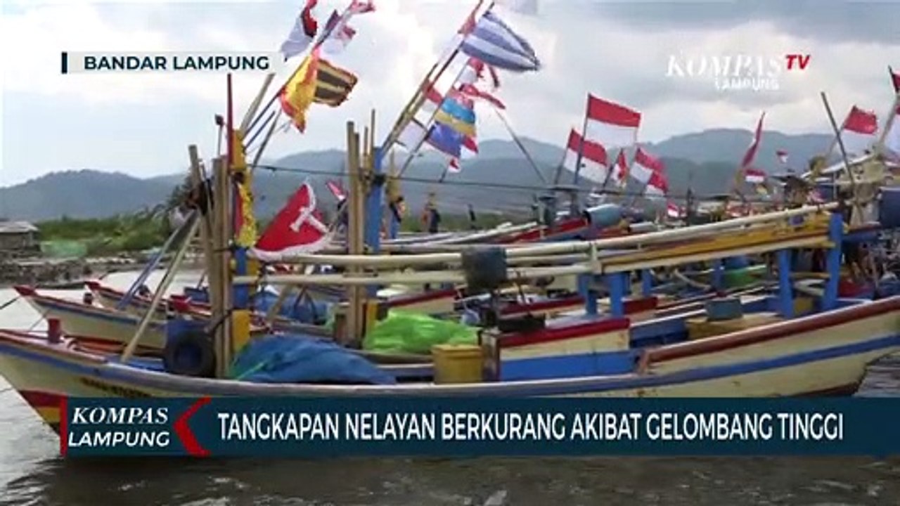 Tangkapan Nelayan Berkurang Akibat Tinggi Gelombang Laut
