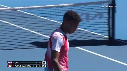 Premier quart en Australie pour Auger-Aliassime : sa victoire sur Cilic en vidéo