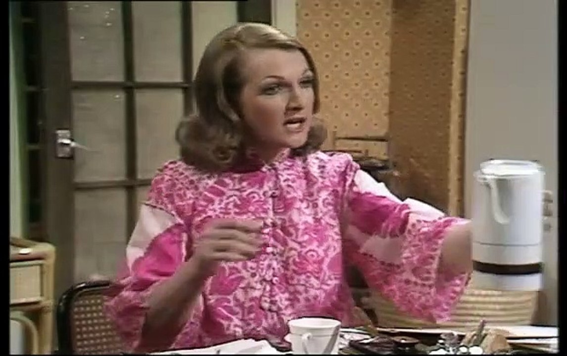 The Good Life. S04 E06. Sweet & Sour Charity.