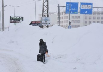 BİTLİS'TE 282 KÖY YOLU ULAŞIMA KAPANDI