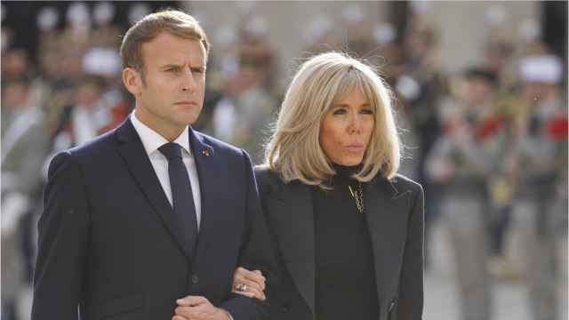 GALA VIDEO - Brigitte Macron : « quand mes filles ont eu leurs enfants Emmanuel était avec moi en salle d'accouchement