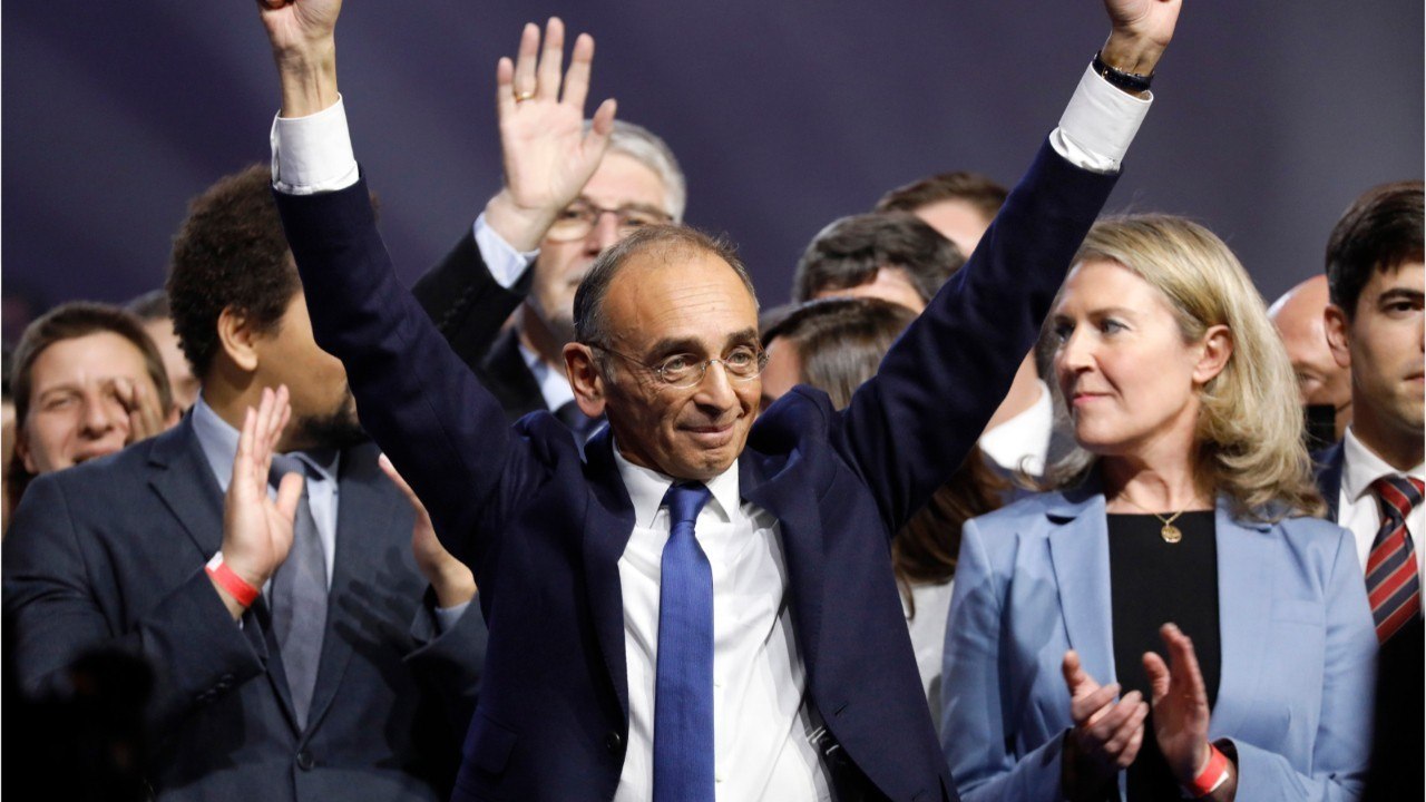 FEMME ACTUELLE - Présidentielle 2022 : quels candidats souhaitent instaurer des jauges dans leurs meetings ?