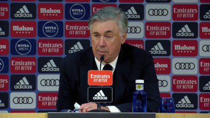 Ancelotti reconoce que los dos goles del Elche eran evitables: "Estaba perdido, torcido"