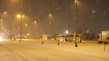 Kar ve tipi nedeniyle kapanan yollar yeniden trafiğe açıldı