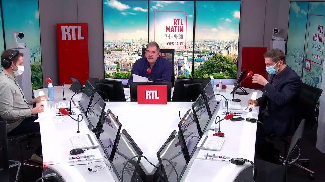 Dans les magasins fantômes de Paris