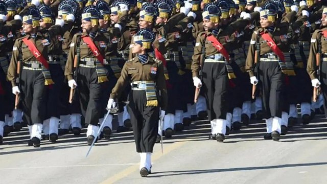 How Indian Army uniform changed from 1950 to 2022?