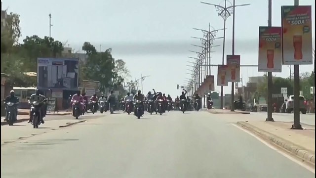 Las fuerzas militares detienen al presidente, Roch Kaboré, en Burkina Faso