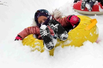 Karın cefasını değil sefasını sürdüler