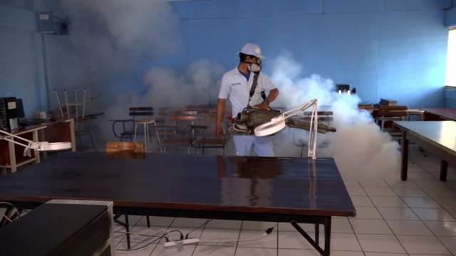 Managua: continúa limpieza de colegios previo al regreso a clases