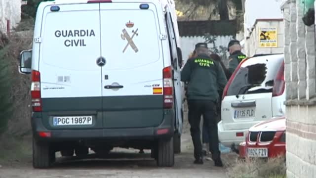 Registran la casa de Ramón el manitas en busca de alguna pista sobre el paradero de Esther