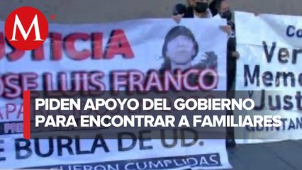Protestan familiares de desaparecidos en el Zócalo Capitalino