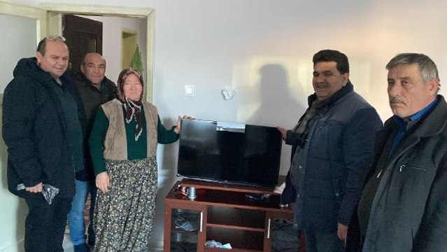 EVİNE HIRSIZ GİREN KADINA MHP İL BAŞKANLIĞI'NDAN TELEVİZYON