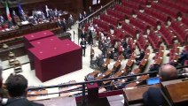 Quirinale, al via le votazioni: Umberto Bossi e i senatori a vita al seggio