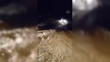 Tipi nedeniyle yolda kalan 11 araç kurtarıldı