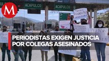 Periodistas se manifiestan en Autopista del Sol por muerte de reporteros