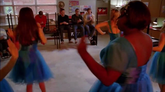 Glee Saison 4 - Tell Him (EN)