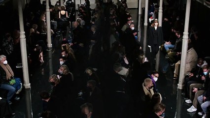 مجموعة عز الدين عليّة لخريف 2022