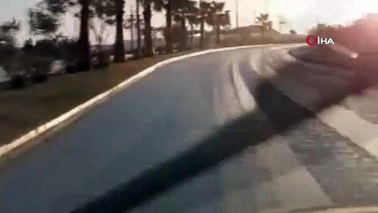 Manavgata yağan dolu, turizm merkezini beyaz örtüyle kapladı