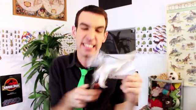 Les idées reçues de Max Bird Saison 0 - La plupart des gens disent n'importe quoi, toute la journée… (EN)