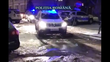 VIDEO: Descinderi matinale cu mascații - Percheziții în mai multe locații din NEAMȚ