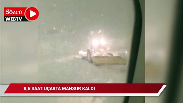 Atilla Saral 8,5 saat uçakta mahsur kaldı