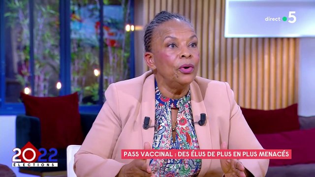 Christiane Taubira, invitée de C à vous sur France 5, donne son opinion sur le pass vaccinal et sur l'obligation vaccinale