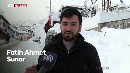 Kastamonu'da araçlar 2 metrelik karın altında kaldı