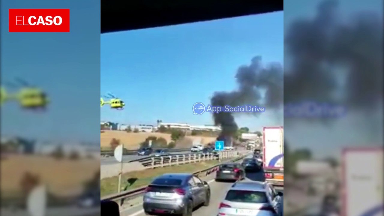 Tres persones mortes i diversos ferits en un brutal accident múltiple a l'AP-7 a Barberà del Vallès
