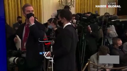 Biden, soru soran muhabire canlı yayında küfür etti