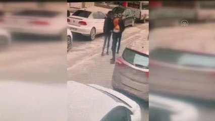 Ablasına sosyal medyadan mesaj atan kişiyi bıçakla yaralayan şüpheli yakalandı