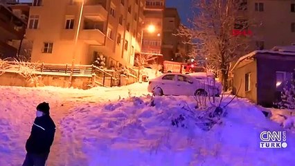 İstanbul kara teslim oldu, kazalar peş peşe geldi | Video Haber