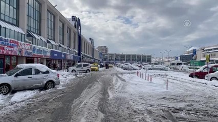 Şehirler arası otobüs seferleri durduruldu - 15 Temmuz Şehitler Otogarı'nda bekleyen vatandaşlar