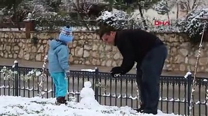 Antalya'ya 29 yıl sonra kar yağdı