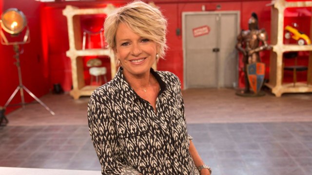 GALA VIDEO - Sophie Davant : quelles sont ses relations avec les acheteurs d’Affaire conclue ?