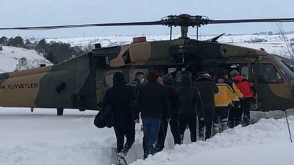 Kalp krizi geçiren hastaya askeri helikopter desteği