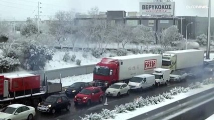 Κακοκαιρία «Ελπίς»: Αποζημίωση 2.000 ευρώ στους εγκλωβισμένους της Αττικής Οδού