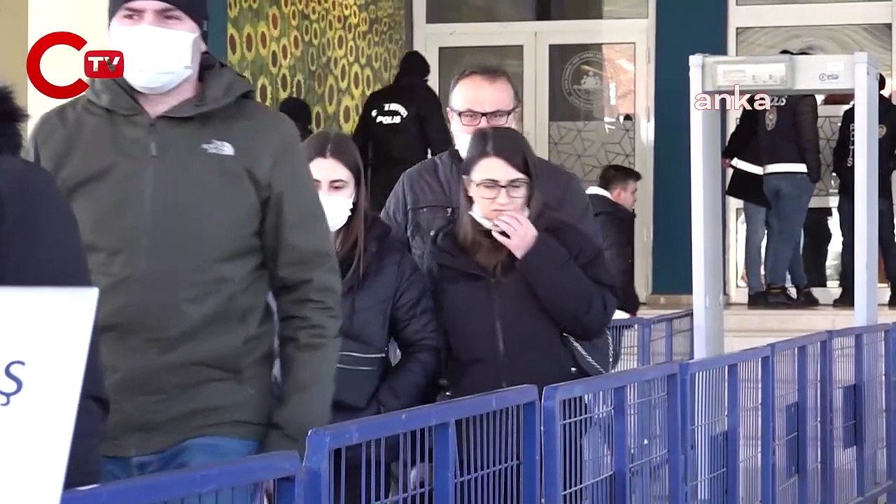 Çorlu Tren  Kazasında yakınlarını kaybeden Bilgin: "Hakaretten İnsanlar ceza alırken 25 kişi göz göre göre öldürülüyor, 1297 gündür bu adalet nerede?"