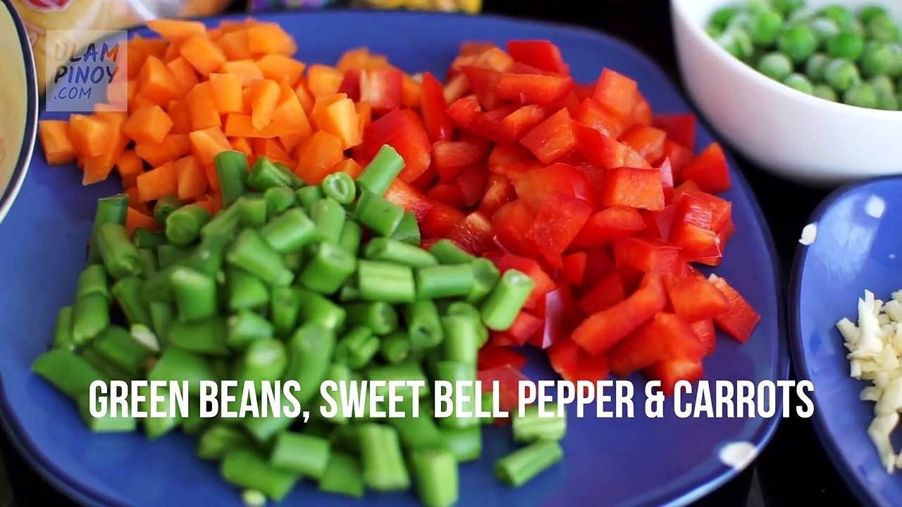 Easy PAELLA —  Simple way how to cook Paella with seafoods at home in Madrid, SPAIN!