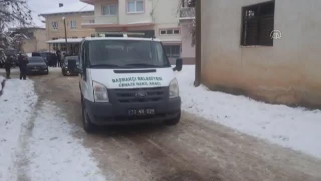 Son dakika haberleri... Otobüs kazasında hayatını kaybeden öğretmen İzmirli Afyonkarahisar'da defnedildi