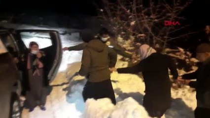 RAHATSIZLANAN HASTAYI ORMAN İŞLETME EKİPLERİ SAĞLIKÇILARA ULAŞTIRDI